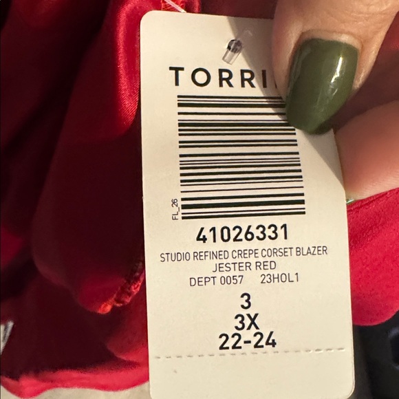 Torrid size 3 Beautiful Vibrant Red Satin Sleeve with Hook Closures Final price - Picture 5 of 5